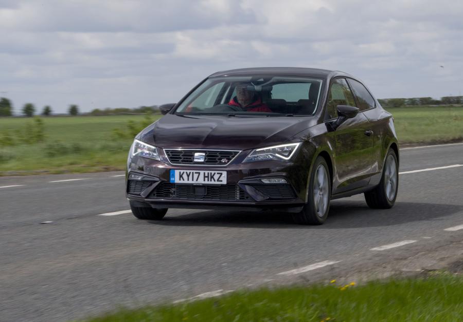  Seat Leon SC FR 2017 года  (UK) (фото 20 из 31)